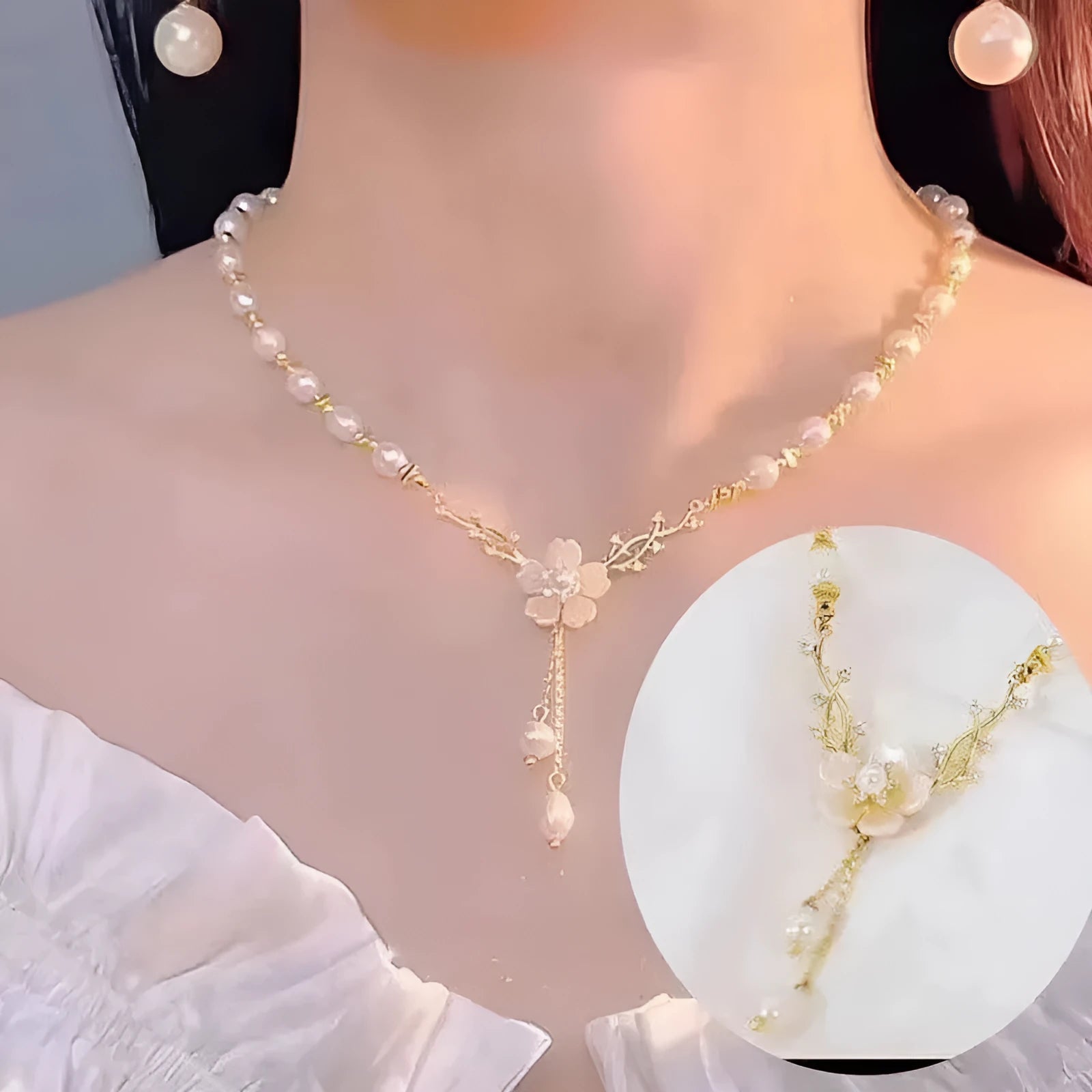 Alloy fashion necklace with pearl flower design and rose elements in Q9 colour