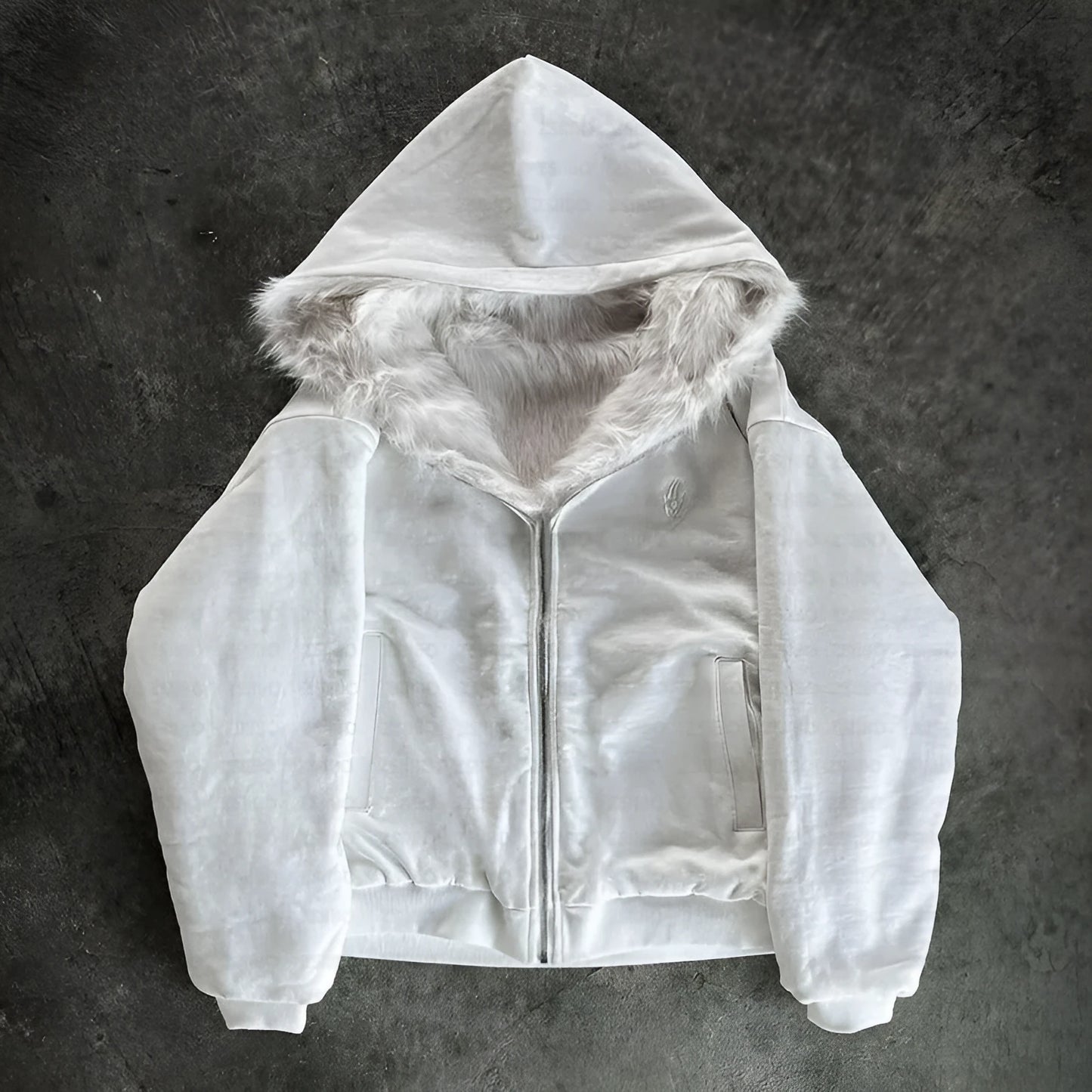 Casual baggy polyester coat in black or white with long sleeves