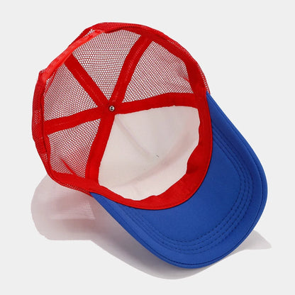 Red and blue contrasting colour breathable mesh baseball cap with adjustable strap