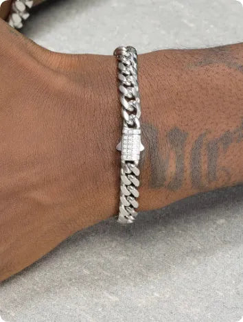 Gold titanium steel Cuban curb bracelet, unisex hip hop style, 6mm or 8mm width, 18cm to 22cm length