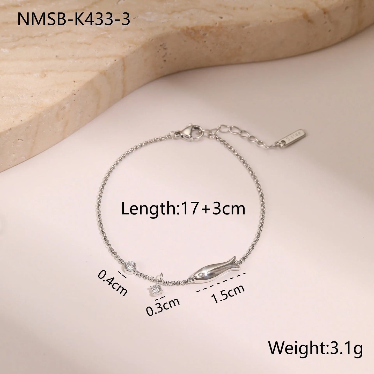 Titanium steel women's bracelet with hexagonal star pendant and 18K gold plating