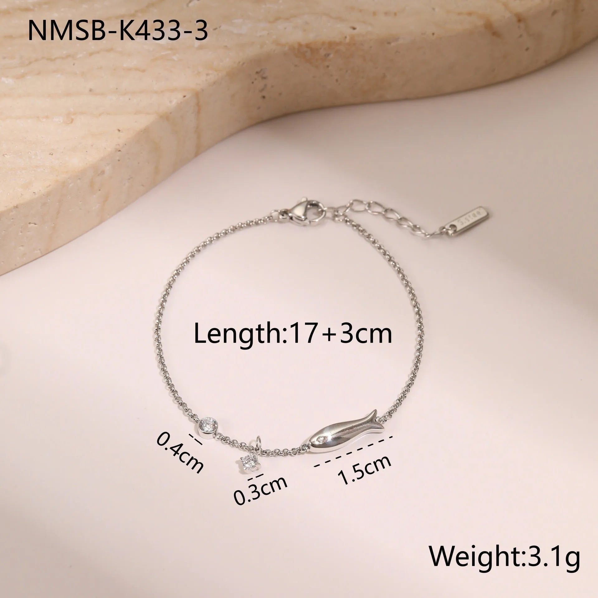 Titanium steel women's bracelet with hexagonal star pendant and 18K gold plating