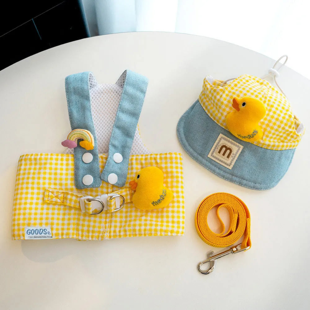 Pet wire rope pulling set showing harness, leash, and cute hat for a cat or dog.