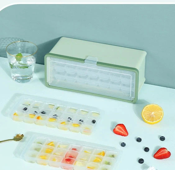 Drawer-type plastic ice cube mold maker with lid and bin for beer cooling