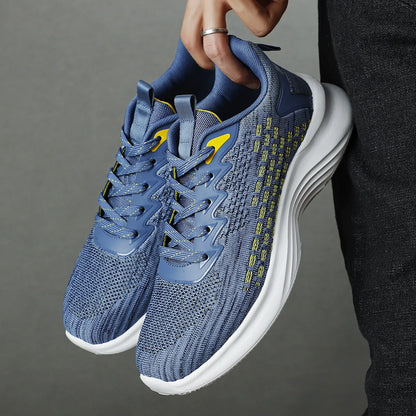 Lavender purple women's Flyknit running shoes with mesh upper and round toe.
