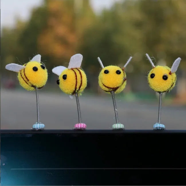 Swing Spring Bee cartoon fur ball car decoration measuring 3cm by 3cm