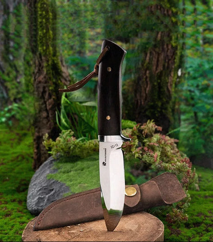 Portable Survival Knife with leather holster for outdoor defence
