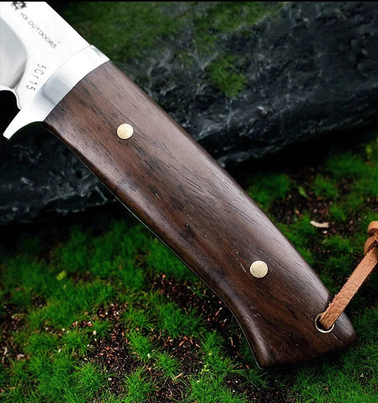 Portable Survival Knife with leather holster for outdoor defence