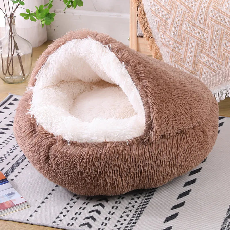 Waterproof cloth dog kennel with semi-enclosed design and removable cover in a gradient colour