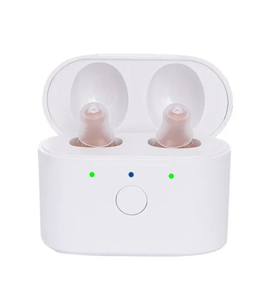 Rechargeable hearing aids with magnetic charging case in beige and red/blue colour options