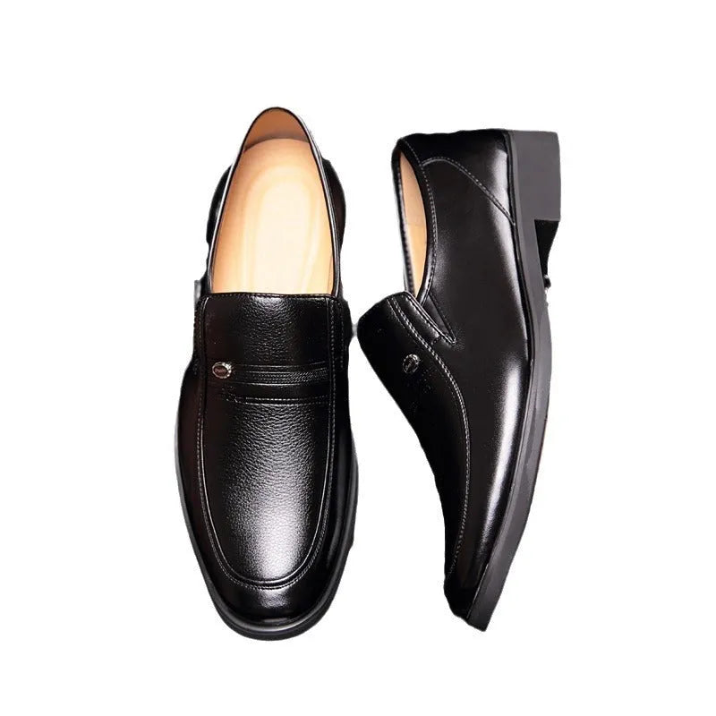 Men's business casual shoes with breathable microfiber upper, leather toe cap, and rubber sole, in black or brown, sizes 38-44