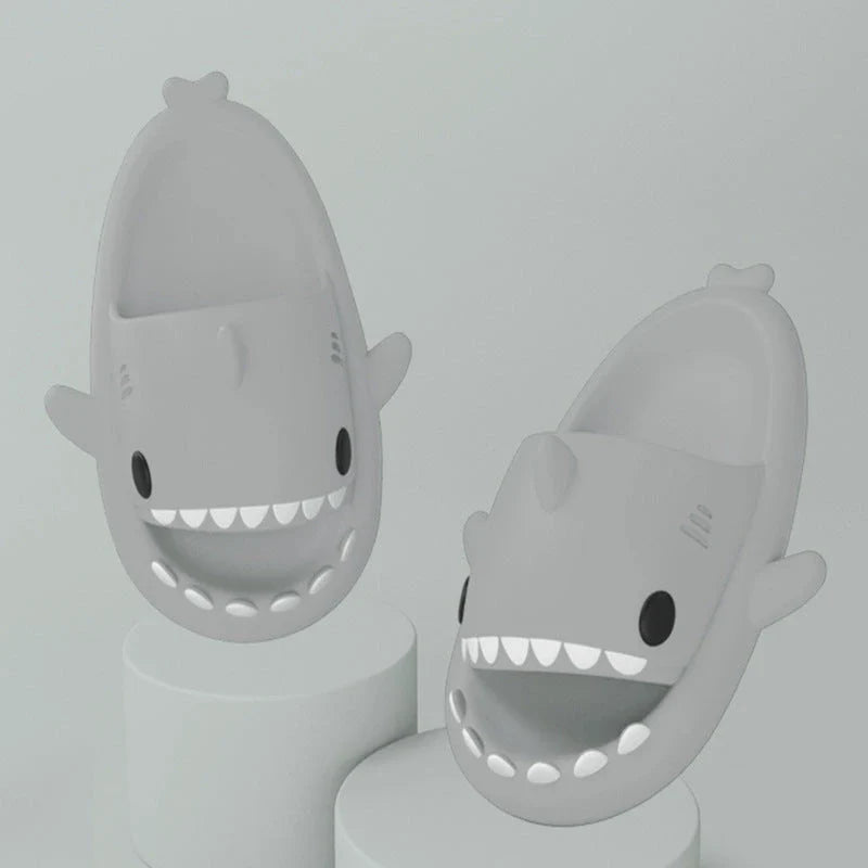 Cozy shark-themed slippers made of premium EVA material for indoor and outdoor wear
