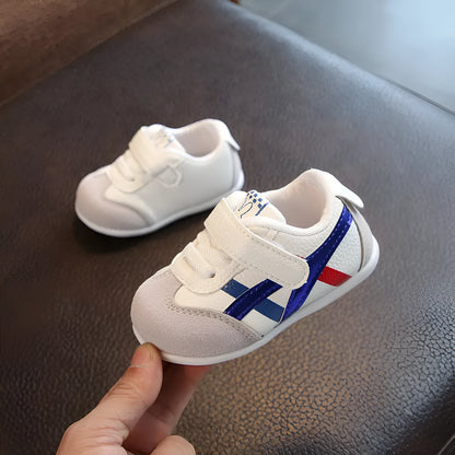 Baby toddler shoes 0-18 months with antiskid rubber sole, waterproof breathable upper, black and red, 11cm to 13cm.
