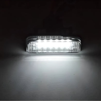 Mercedes Benz LED licence plate light for W203 W211 W219 R171 models showing 18 SMD LEDs