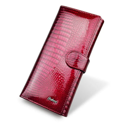 Women's patent leather coin purse with crocodile pattern in red colour option