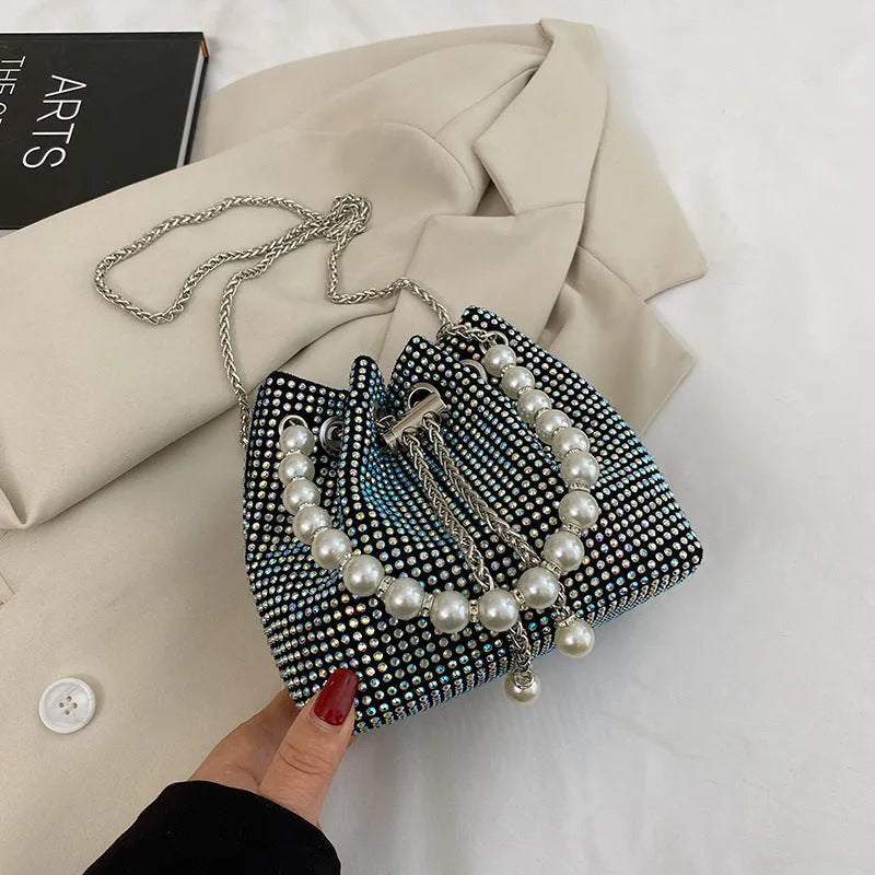 Diamond-patterned soft PU shoulder bag with detachable chain strap in bucket shape with internal organisers