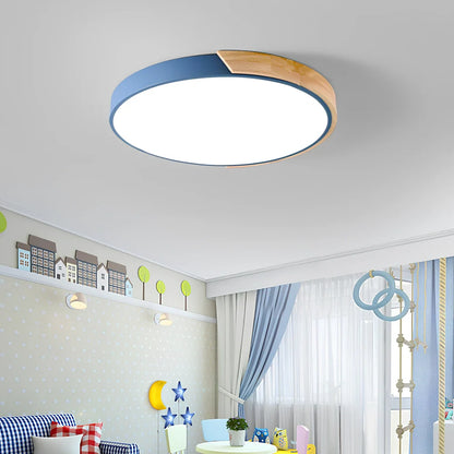 Modern circular ceiling lamp with remote control in black finish, 5cm height, suitable for bedrooms and living rooms