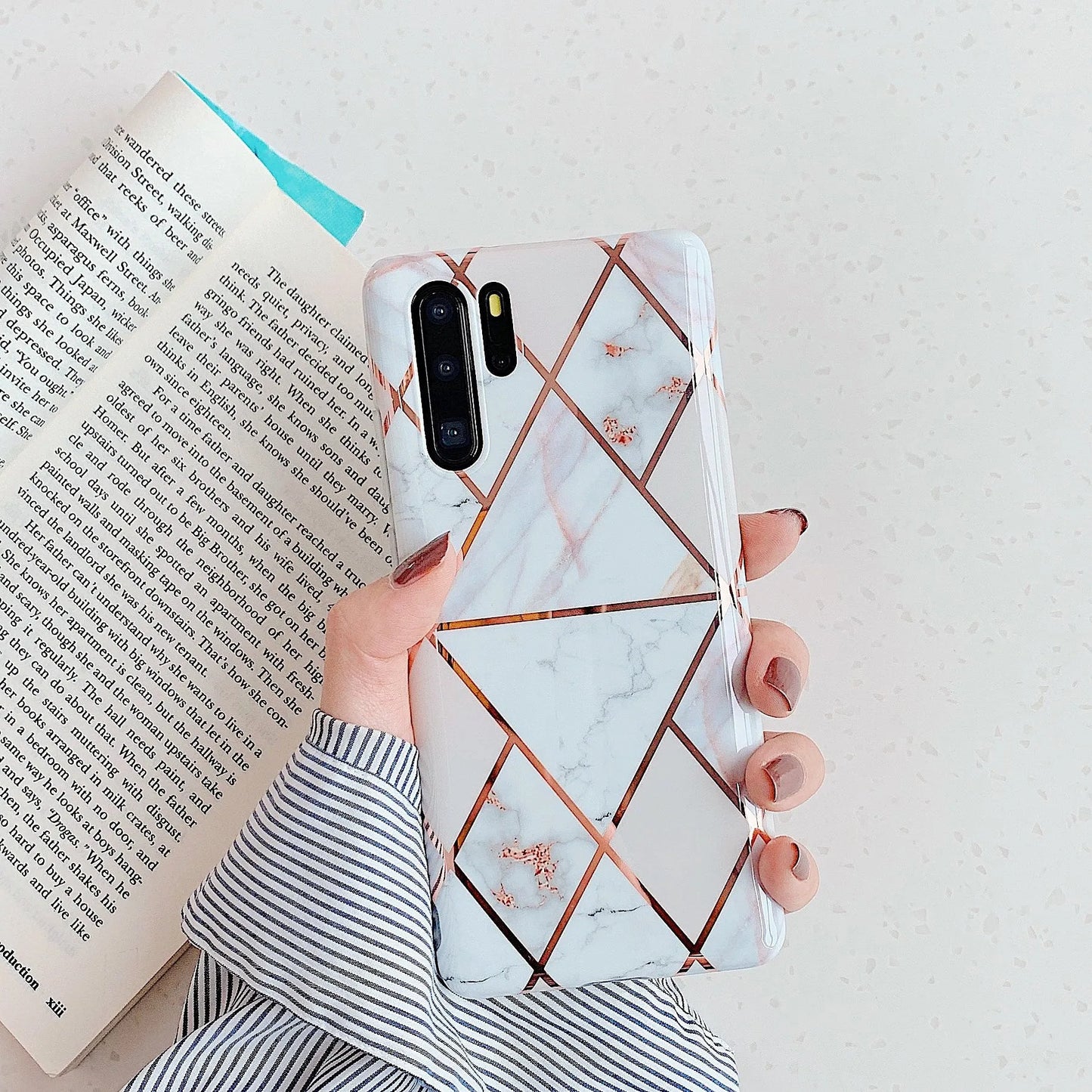 Electroplated marble mobile phone case for Huawei and Samsung smartphones with TPU construction and scratch-resistant finish