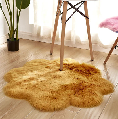 Artificial woolen carpet rug with floral sheepskin pattern in plush fabric, available in multiple sizes and colours