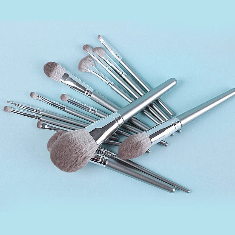 14-piece wooden handle makeup brush set with 4.5cm artificial fibre bristles and PU storage bag