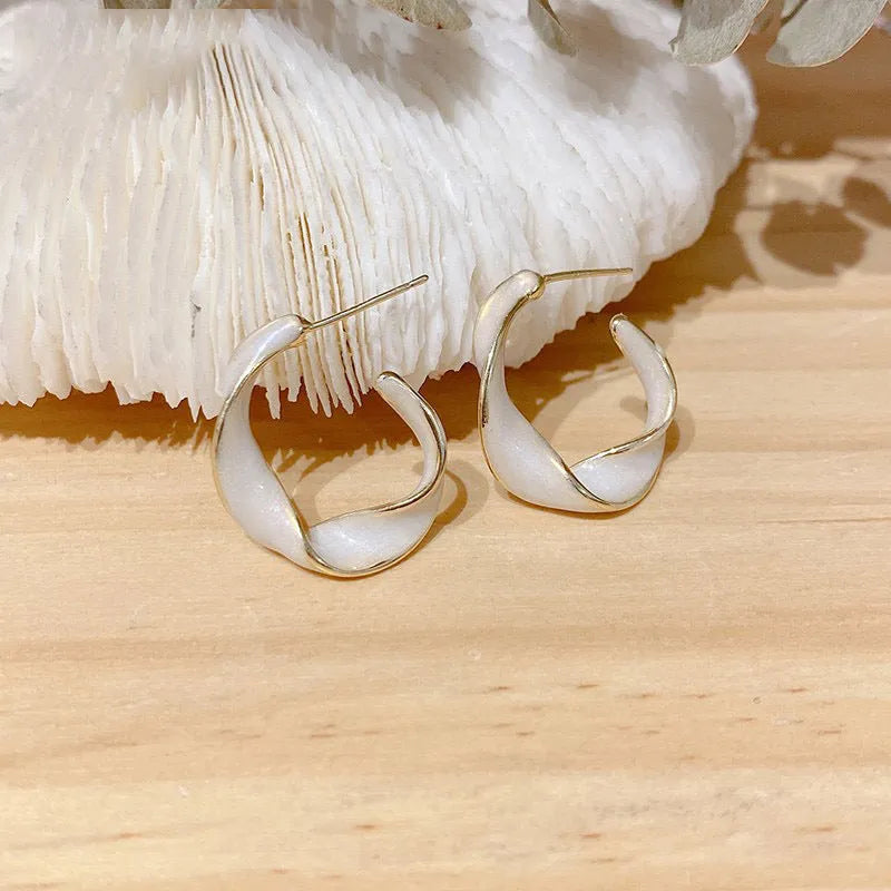 Cream white geometric C-shaped drop oil earrings with electroplated alloy finish in Fashion OL style