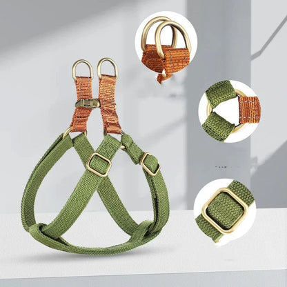 Vest-style dog leash with cotton belt and alloy fastener in brown colour