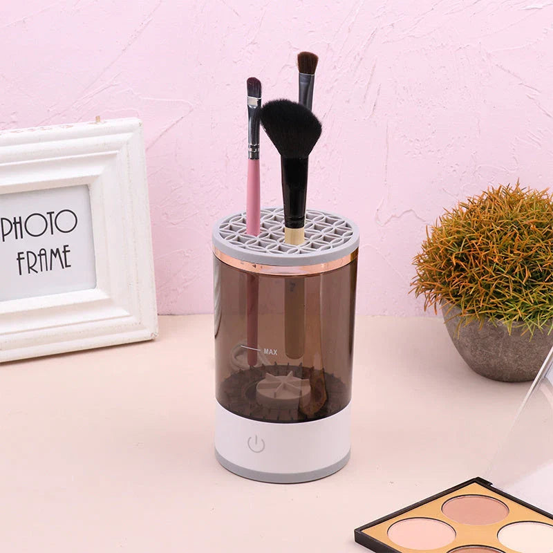 Automatic Makeup Brush Cleaner with USB Charging - Effortlessly clean your makeup brushes for flawless application