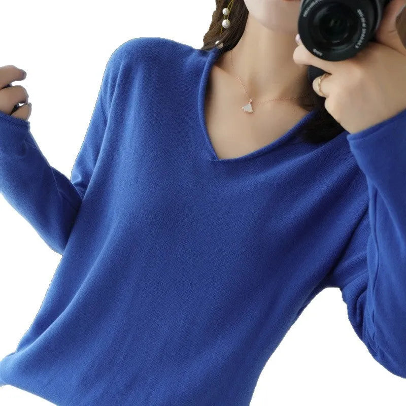 Women's V-neck long sleeve knitwear top in elegant style with non-ironing feature