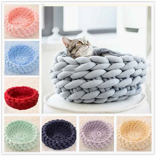 Cozy Cat Bed: Plush, Warm, and Stylish Pet Nest in Various Colors and Sizes
