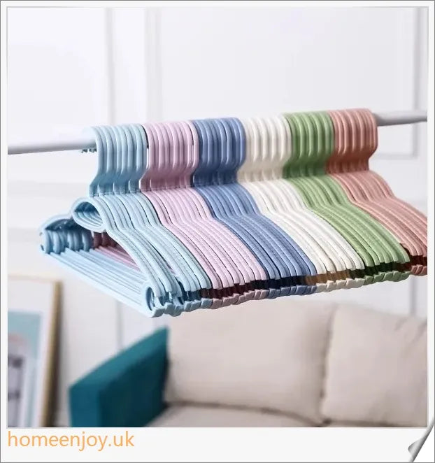 A set of 5 multi-functional, non-slip clothes hangers in a sleek and modern design