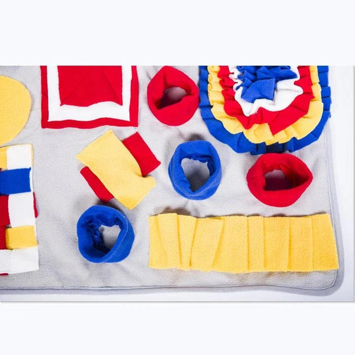 A premium-quality dog snuffle mat with a maze-like design, encouraging your pup to sniff and forage for hidden treats.