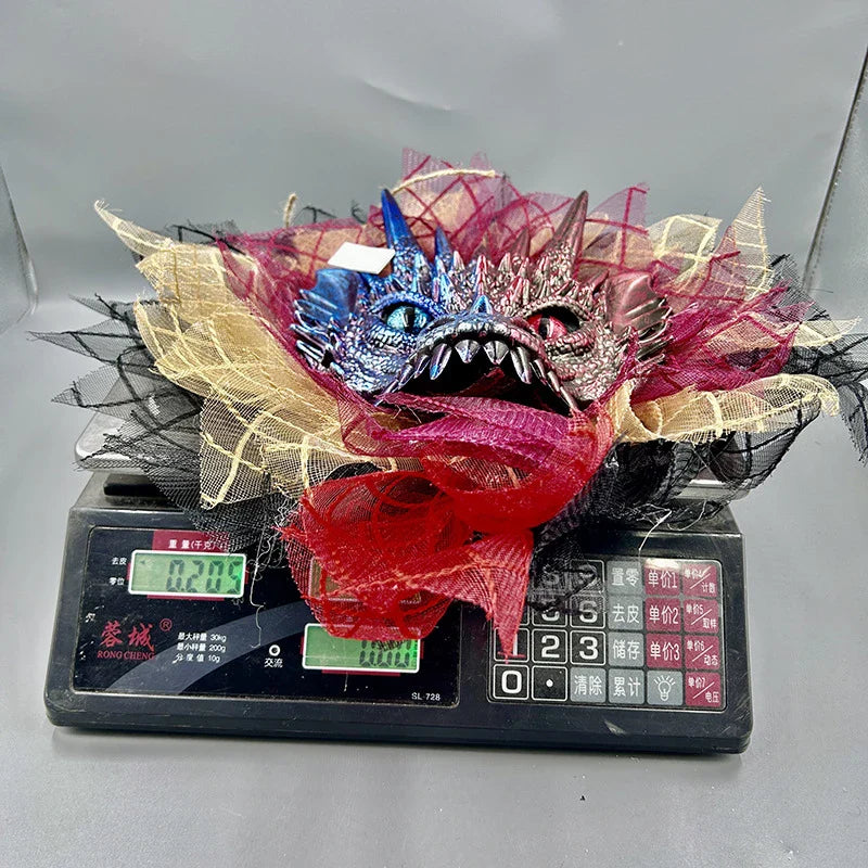 Mesmerising Halloween full-face dragon mask garland wreath with premium polyester and cloth materials