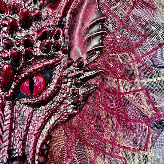 Mesmerising Halloween full-face dragon mask garland wreath with premium polyester and cloth materials