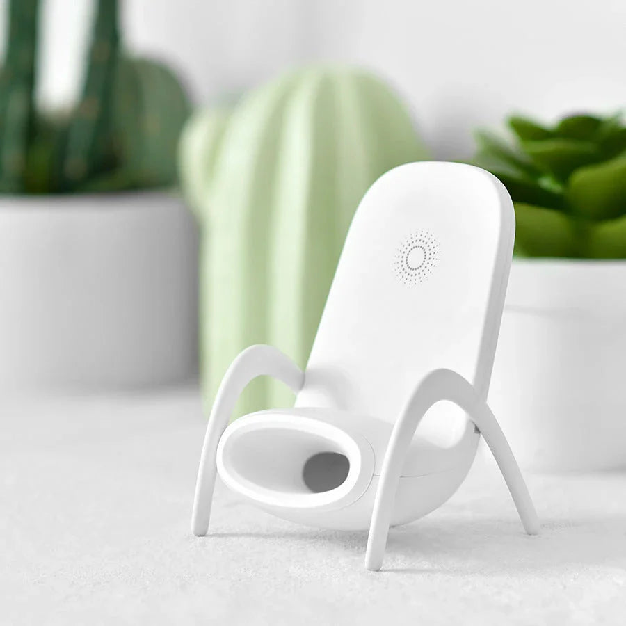 Wireless Charging Amplifier Stand with Integrated Sound Amplifier for Apple and Android Smartphones