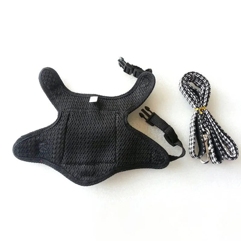 Black houndstooth pattern cotton dog vest with attached leash in Korean style.