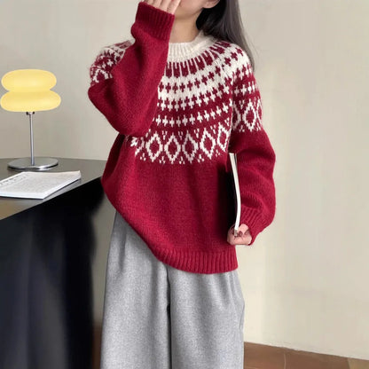 Round neck Christmas knitwear top in brown, red, or black with geometric pattern, long sleeves, loose fit, and 50cm length