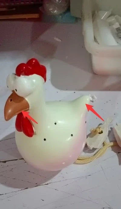 Charming hen and rooster ornaments made of durable resin with vibrant colours and intricate details for elegant garden decor