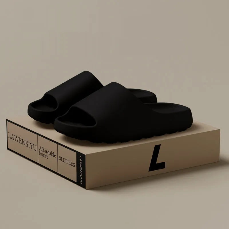 Women's thick-sole beach slippers in four colours with EVA injection-moulded construction