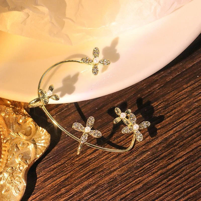 Elegant gold-plated butterfly ear cuffs with sparkling zircon accents, perfect for women's fashion and accessorizing