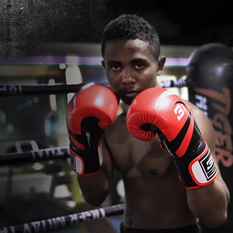 PU Muay Thai boxing gloves in various colours and sizes for training