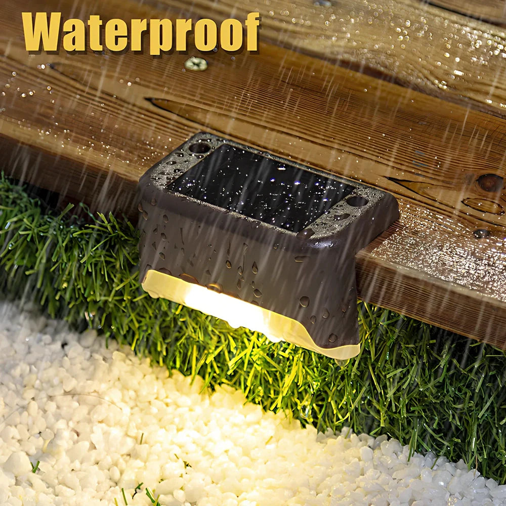 Coffee-coloured solar step light with solar panel, dimensions 78x45x42mm