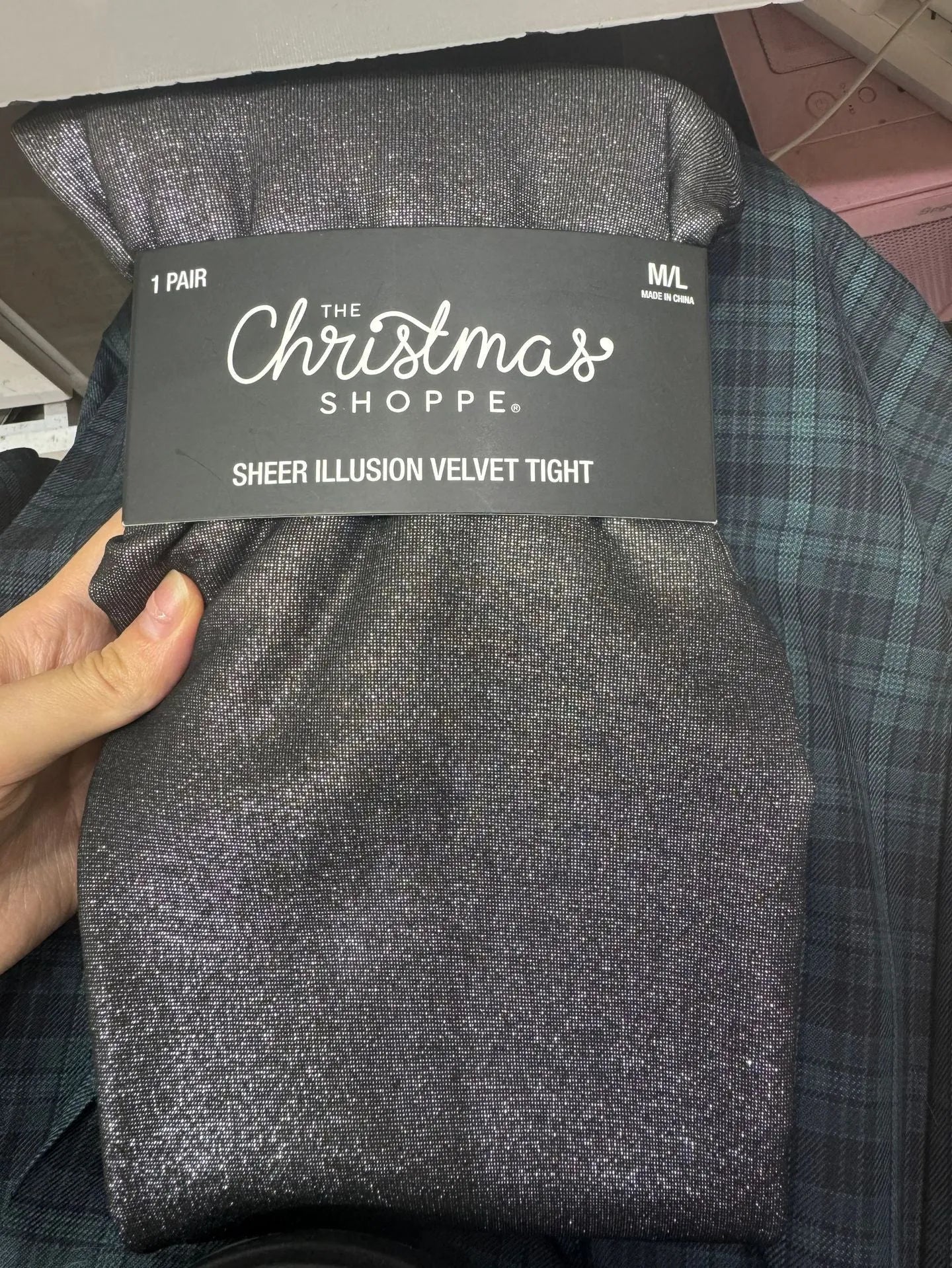 Anti-snagging leggings with wool lining in black, coffee, and silver silk colour variations.