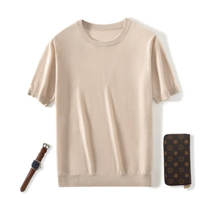 Men's loose-fit thin knitted pullover shirt in light grey, short sleeves, round neck.