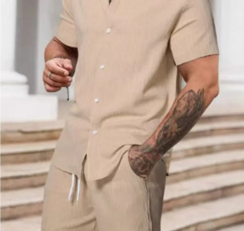 Men's striped printed casual suit with short sleeve shirt and matching shorts in polyester fabric