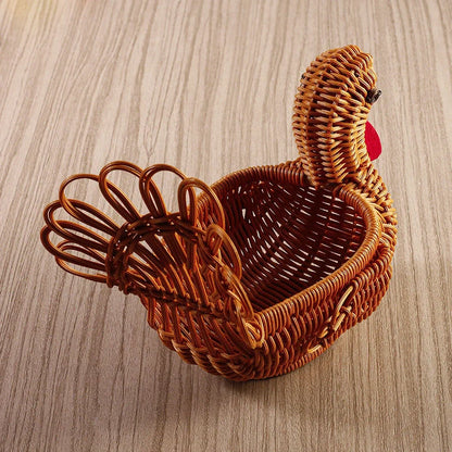 Deer-shaped rattan fruit basket in natural khaki, perfect for fresh produce storage and home decor