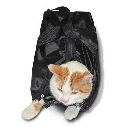 Black cat restraint bag with dimensions 28×17×2.5cm for grooming and feeding procedures
