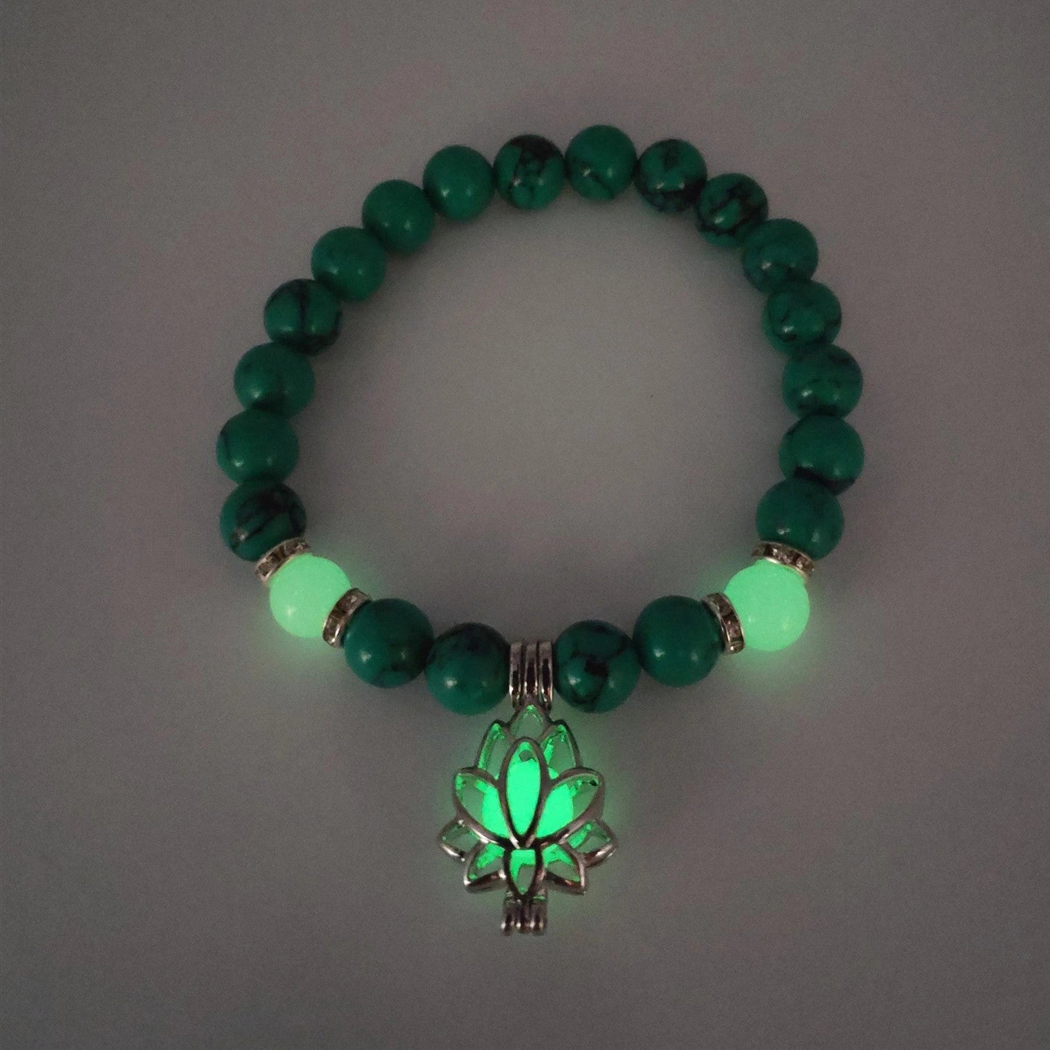 Glow-in-the-Dark Lotus Stone Bracelet with Adjustable Elastic Design for Yoga, Meditation, and Everyday Wear