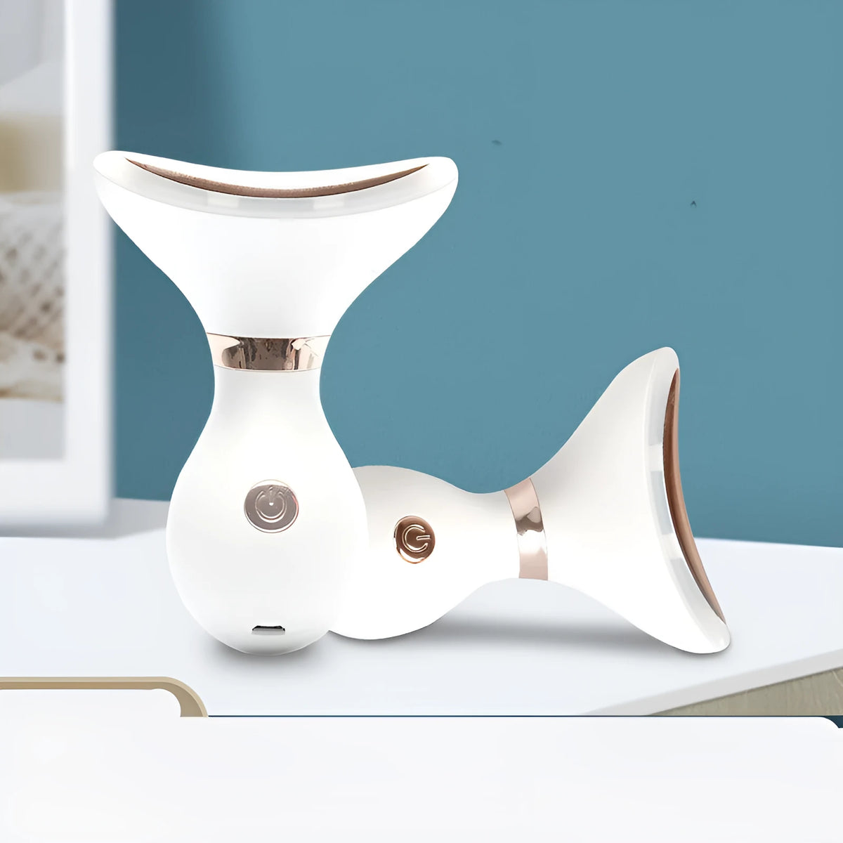 Tightening beauty instrument with USB charging and three light modes, white and gold options