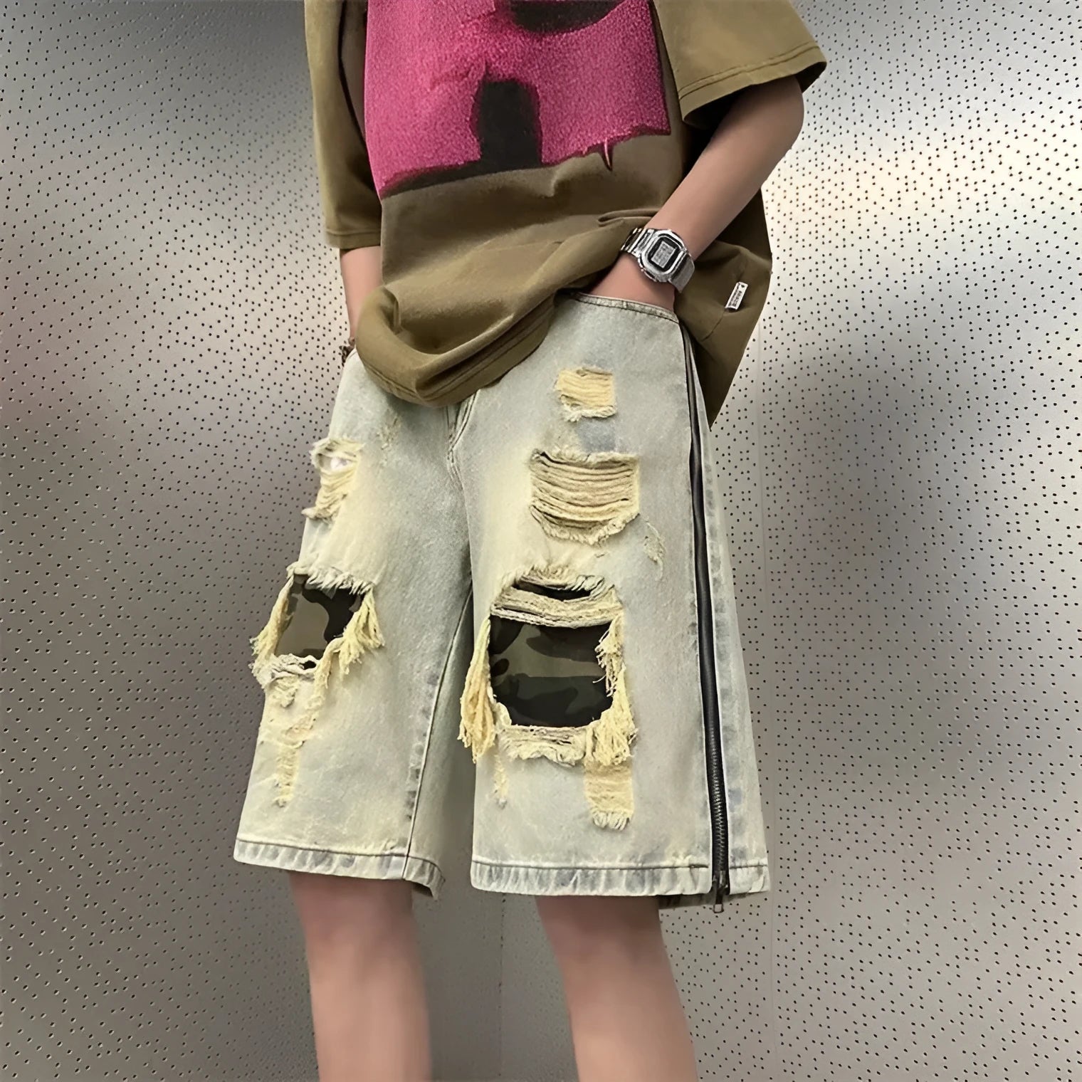 Men's yellow mud coloured denim shorts with ripped camouflage pattern and straight-leg Korean cut