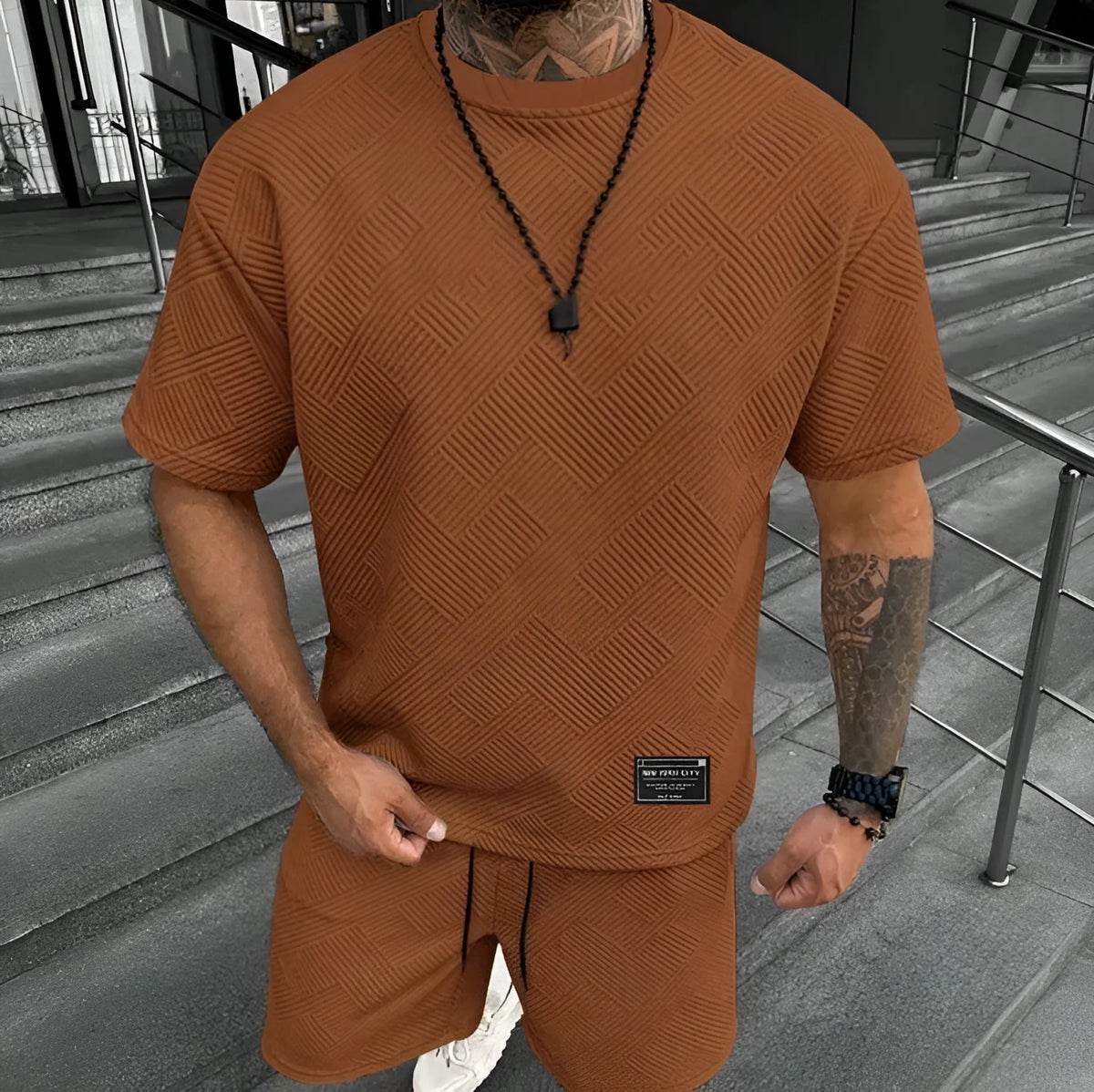 Men's short sleeve shorts suit in polyester blend fabric with printed pattern, sports leisure style